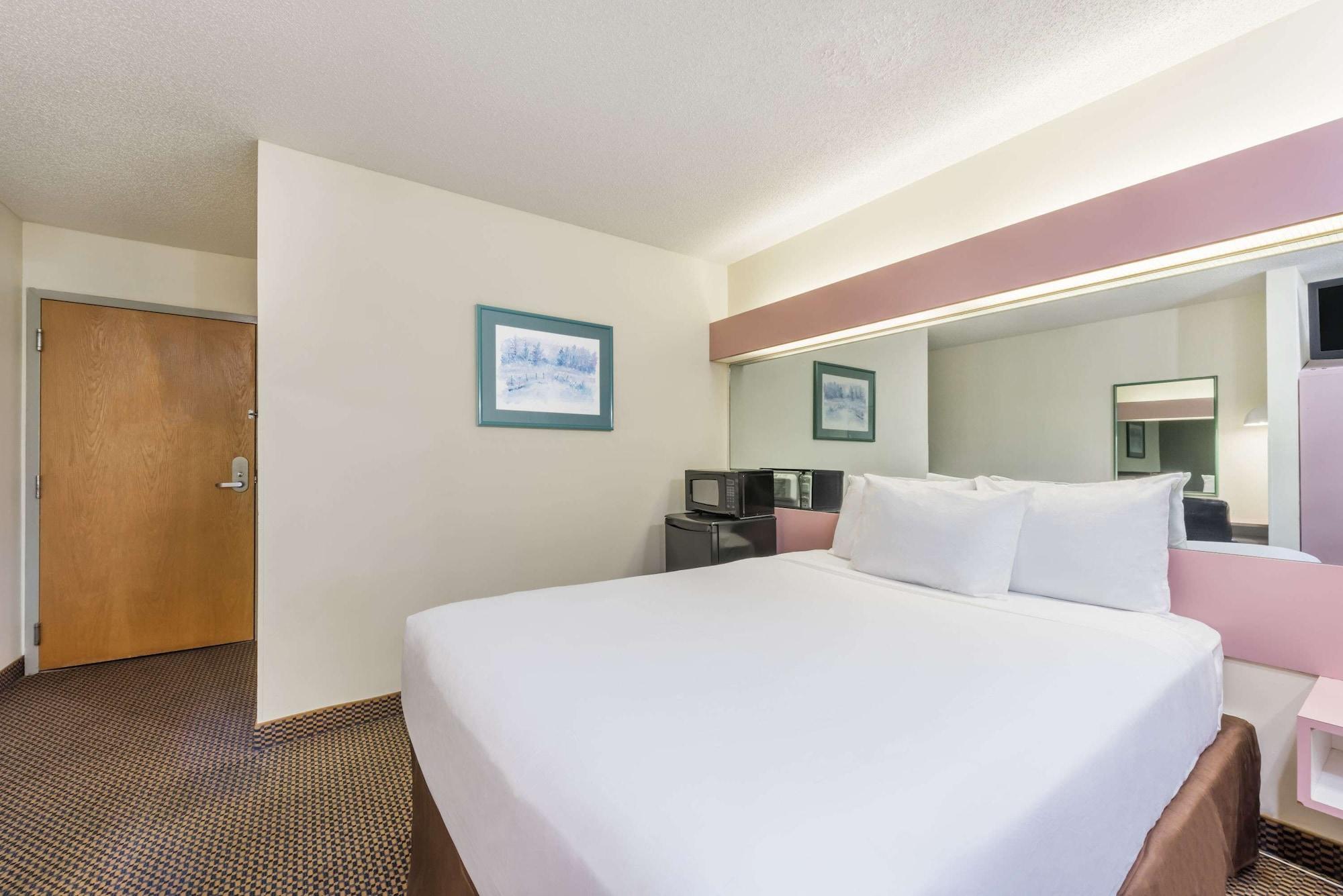 Motel Knights